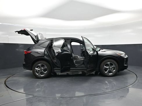 Used 2023 Ford Escape ST-Line w/ Equipment Group 301A FWD image 4