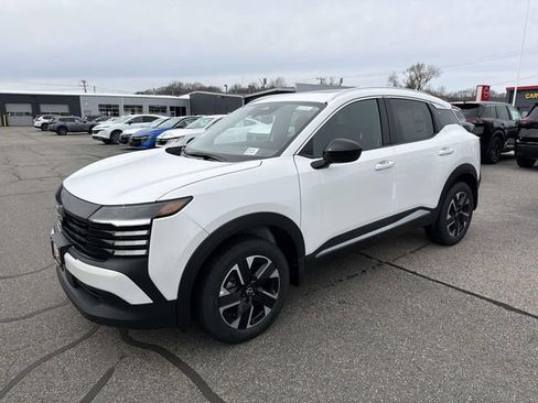 New 2026 Nissan Kicks SV w/ SV Premium Package AWD/4WD image 1