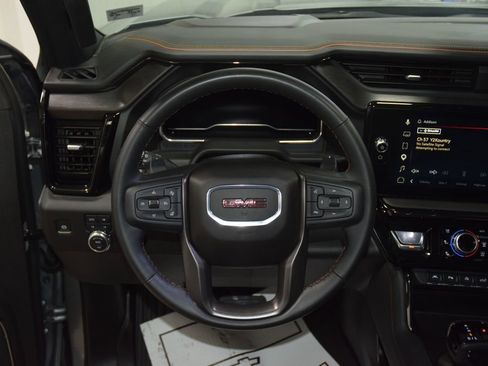 Used 2025 GMC Sierra 1500 AT4 w/ AT4 Premium Package AWD/4WD image 29