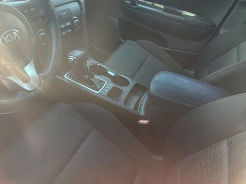 Used 2017 Kia Sportage LX FWD image 7