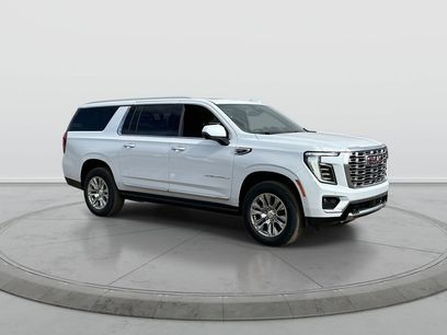 New 2026 GMC Yukon XL Denali w/ Sun & Power Step Package