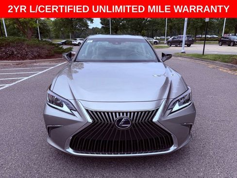 Certified 2021 Lexus ES 300h w/ Premium Package FWD image 2