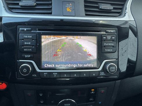 Used 2018 Nissan Sentra SV image 19