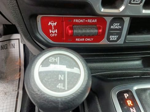 Used 2020 Jeep Gladiator Rubicon AWD/4WD image 10