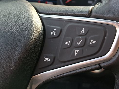 Used 2019 Chevrolet Equinox LT AWD/4WD image 21