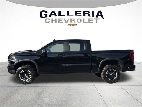 New 2026 Chevrolet Silverado 1500 ZR2 image 4