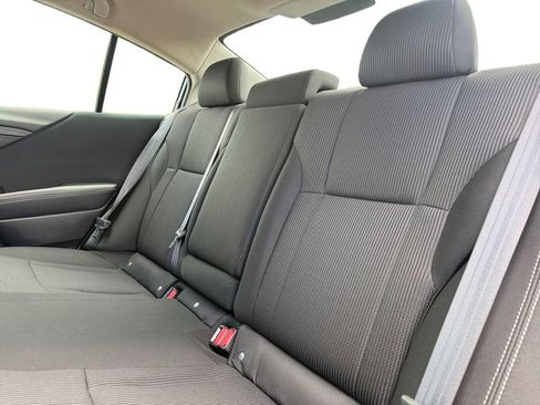 Used 2022 Subaru Legacy Premium AWD/4WD image 14