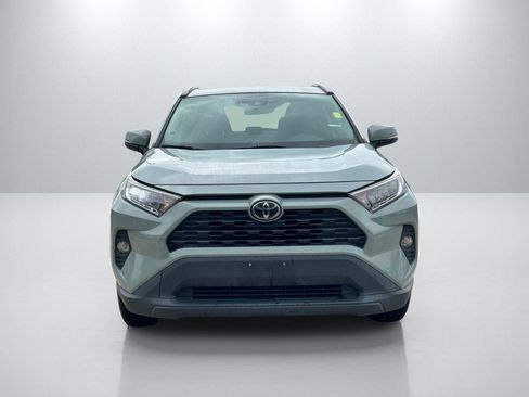 Used 2019 Toyota RAV4 XLE w/ Convenience Package AWD/4WD image 2