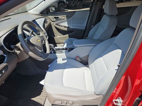 Used 2024 Chevrolet Malibu LT image 18