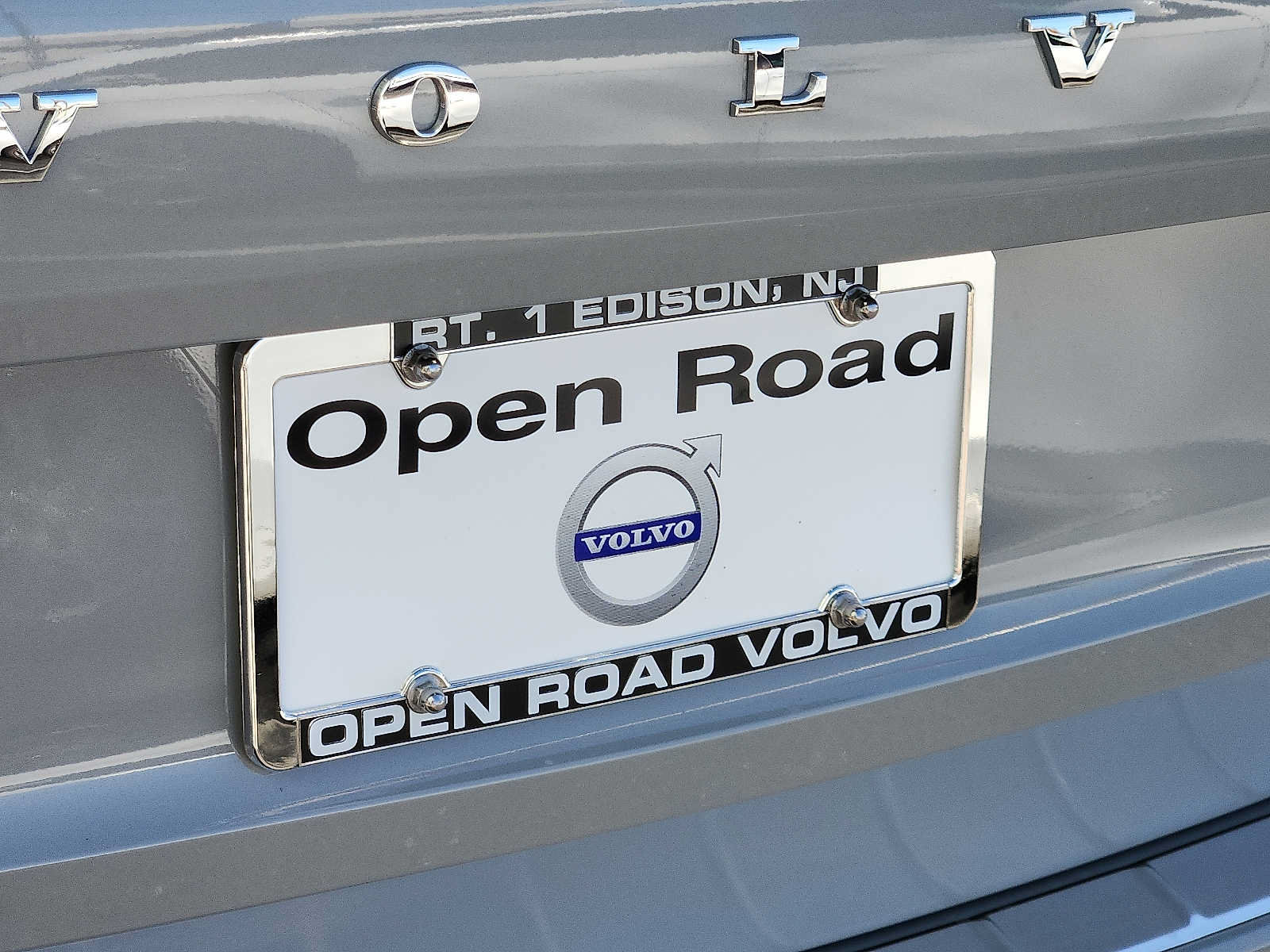 Used 2027 Volvo XC60 B5 Plus AWD/4WD image 31
