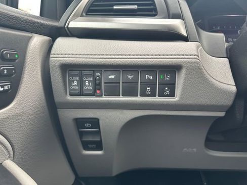 Used 2020 Honda Odyssey EX-L image 20