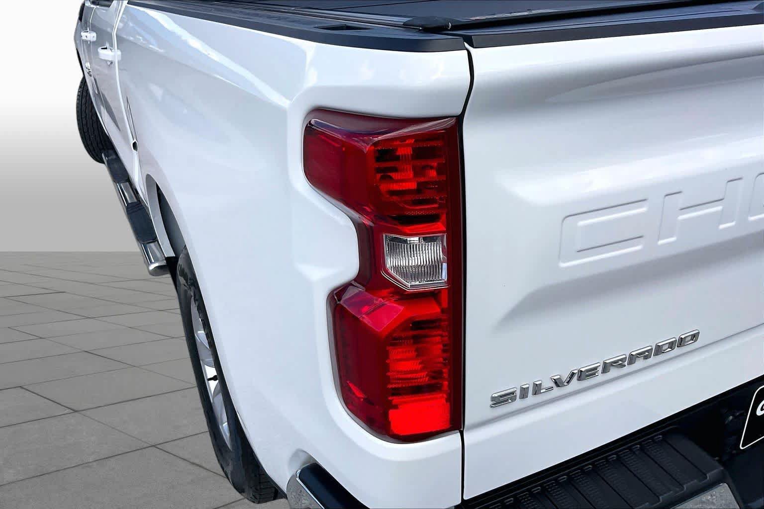 Used 2021 Chevrolet Silverado 1500 LT RWD image 28
