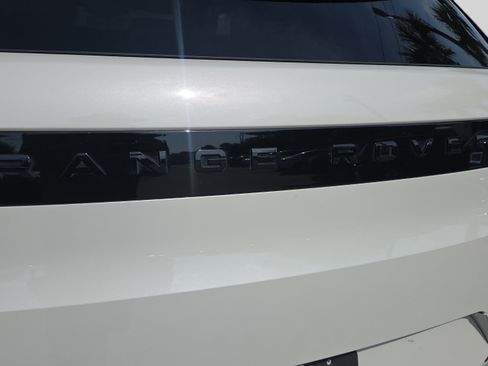Used 2023 Land Rover Range Rover Sport SE Dynamic AWD/4WD image 36