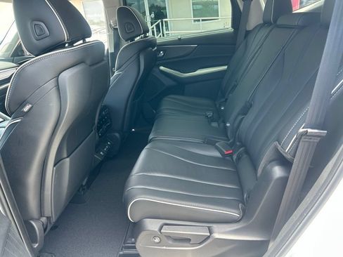 Used 2024 Acura MDX SH-AWD w/ Advance Package image 9