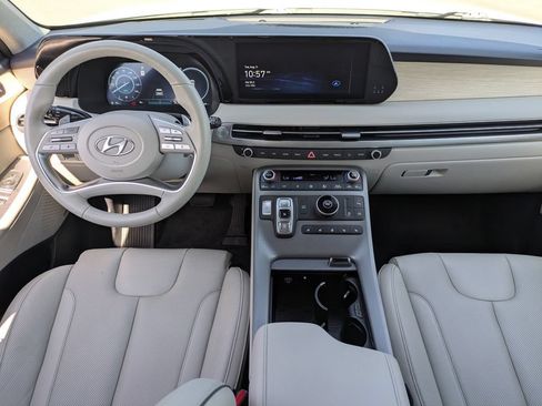Used 2024 Hyundai Palisade Limited FWD image 18