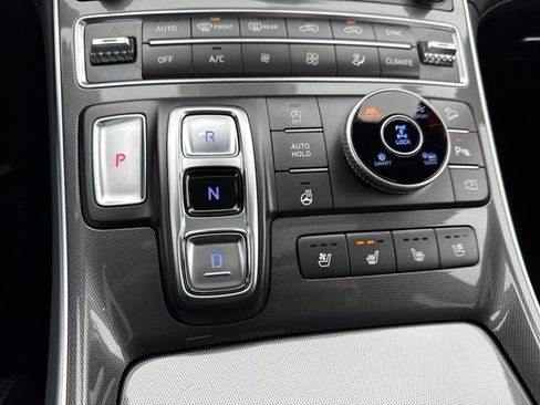 Used 2023 Hyundai Santa Fe Calligraphy image 31