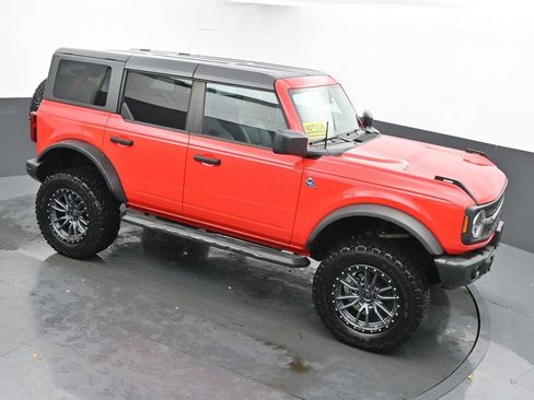 Used 2023 Ford Bronco Black Diamond image 13