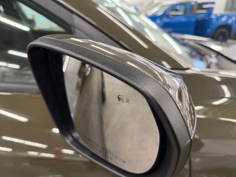 Used 2024 Chevrolet Trax LT w/ Driver Confidence Package image 28