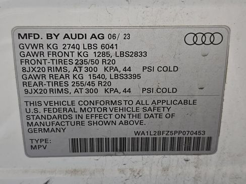 Certified 2023 Audi Q4 e-tron Premium Plus w/ Premium Plus AWD/4WD image 34