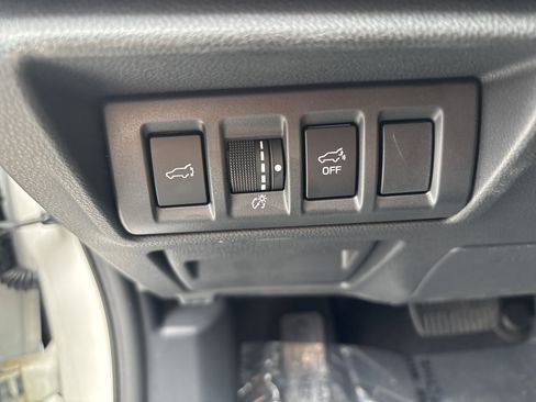 Used 2024 Subaru Outback Premium w/ Popular Package #1A image 20