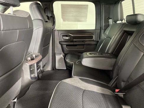 New 2026 RAM 2500 Laramie AWD/4WD image 38