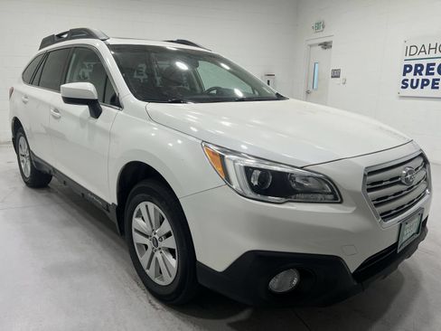 Used 2015 Subaru Outback 2.5i Premium AWD/4WD image 2