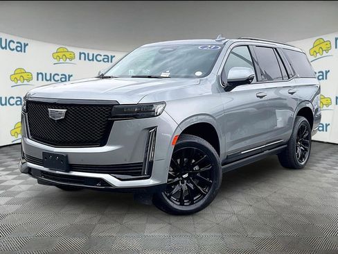 Used 2023 Cadillac Escalade Sport Platinum w/ LPO, ONYX Package AWD/4WD image 3