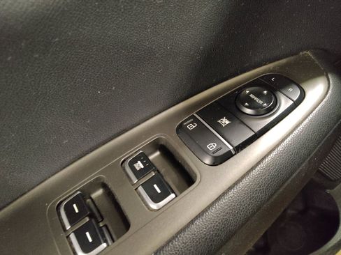 Used 2020 Kia Optima LX FWD image 27