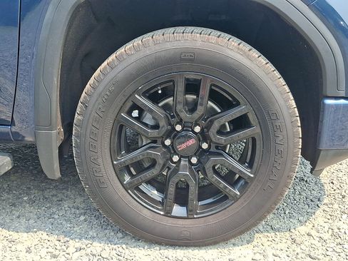 Used 2021 GMC Sierra 1500 Elevation w/ LPO, Elevation Black Package AWD/4WD image 8