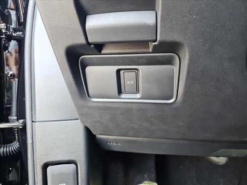 New 2026 Land Rover Range Rover Evoque S image 26