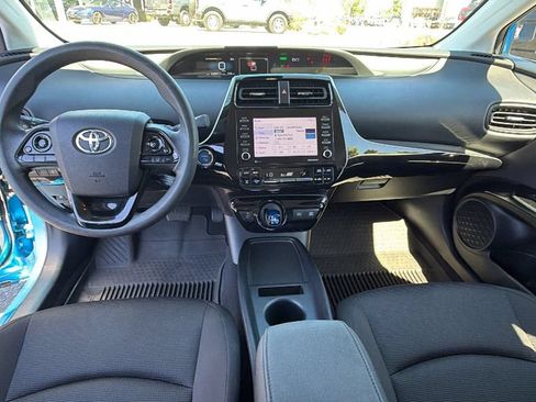 Used 2022 Toyota Prius L Eco FWD image 18