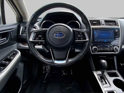 Used 2018 Subaru Legacy 2.5i Limited AWD/4WD image 6