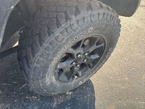 Used 2021 Jeep Wrangler Willys image 13