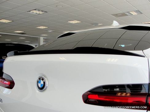 Used 2019 BMW X4 M40i w/ Premium Package image 15