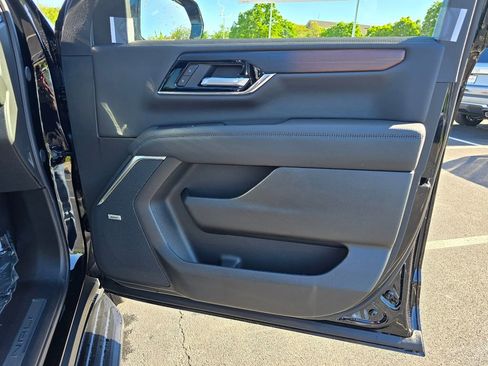 New 2026 GMC Yukon Denali w/ Advanced Technology Package AWD/4WD image 37