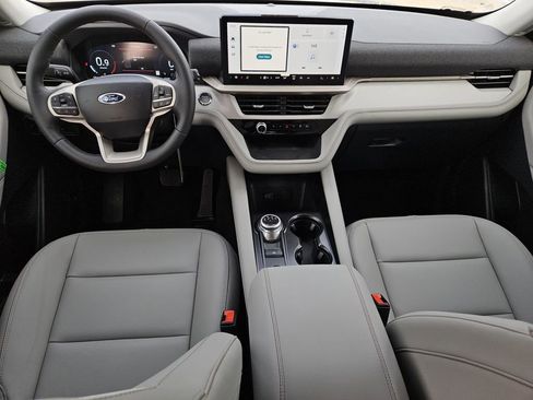 New 2026 Ford Explorer Active w/ Active Comfort Package image 5