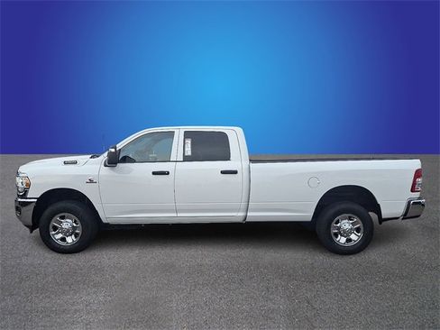 Used 2023 RAM 3500 Tradesman w/ Chrome Appearance Group image 7