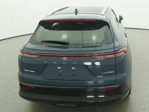 New 2026 Toyota Crown Signia image 7