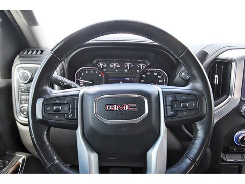 Used 2020 GMC Sierra 1500 Elevation w/ Elevation Value Package image 17