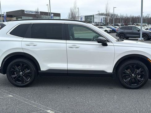 Used 2023 Honda CR-V Sport Touring image 4