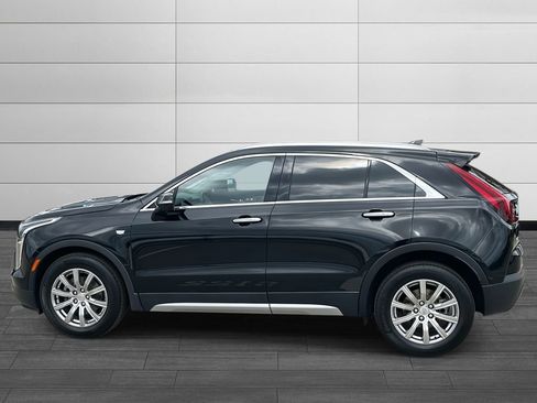 Certified 2023 Cadillac XT4 Premium Luxury image 2