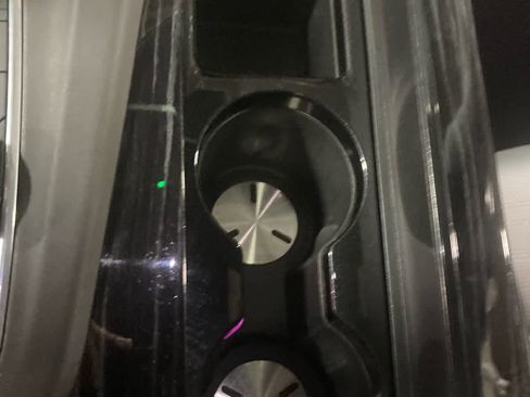 Used 2023 Cadillac Escalade ESV Sport w/ LPO, ONYX Package image 25