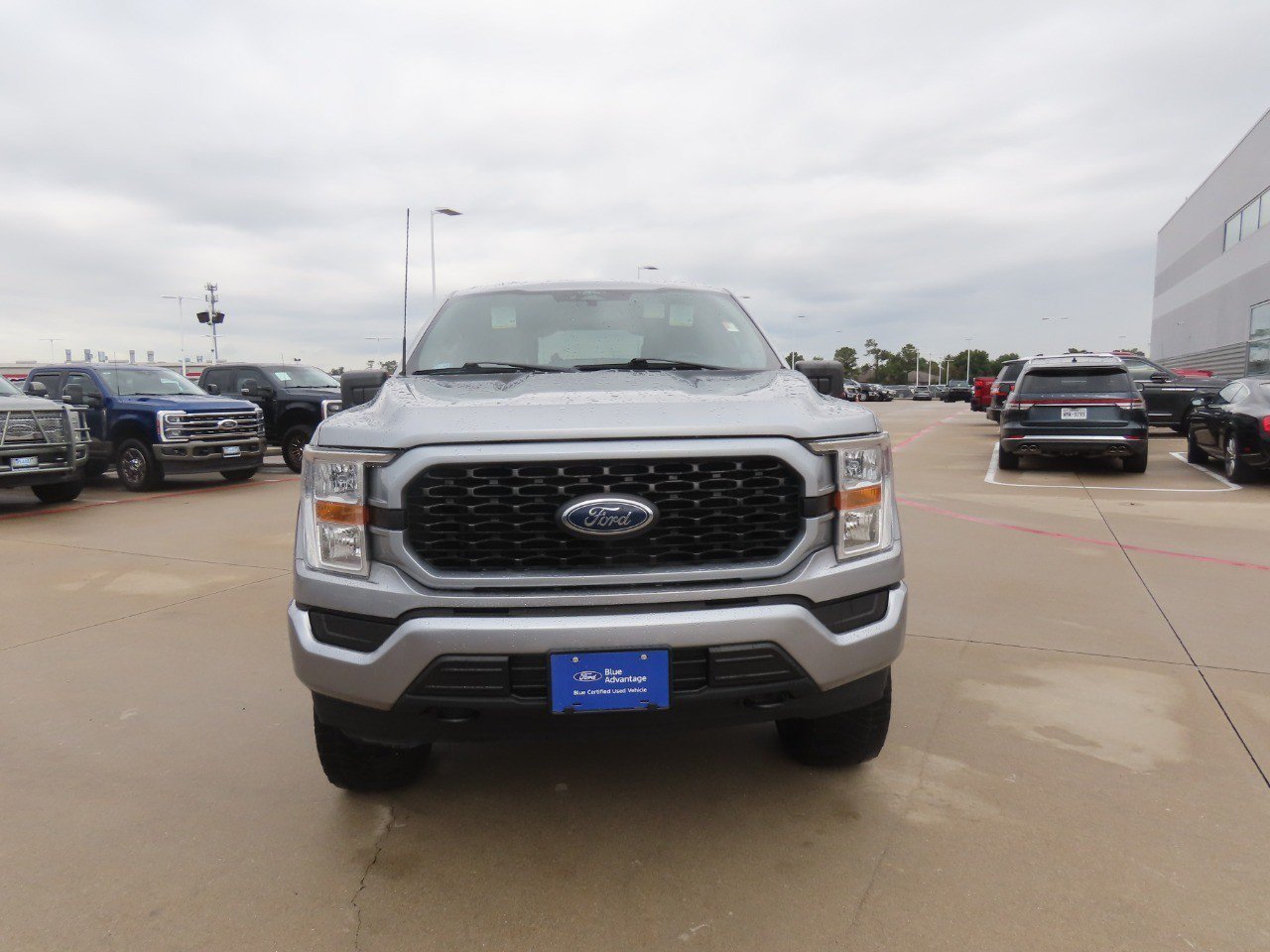 Certified 2022 Ford F150 XL w/ STX Appearance Package AWD/4WD image 4