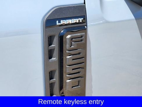 New 2026 Ford F250 Lariat w/ Black Appearance Package AWD/4WD image 11