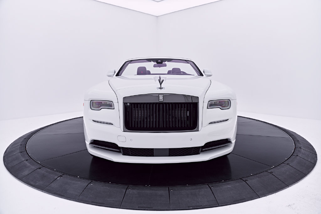 Used 2020 Rolls-Royce Dawn RWD image 27