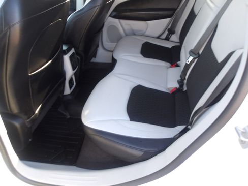 Used 2018 Jeep Compass Latitude w/ Popular Equipment Group image 17