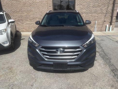 Used 2018 Hyundai Tucson SEL image 2