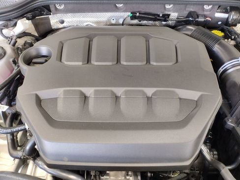 New 2025 Volkswagen GTI SE image 8