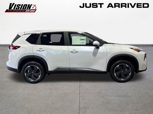 New 2026 Nissan Rogue SV image 4