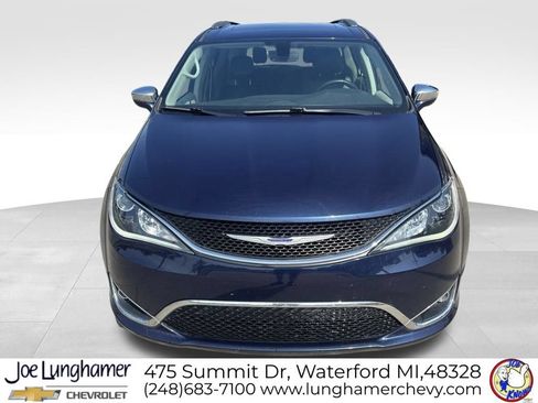 Used 2020 Chrysler Pacifica Limited FWD image 8